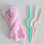 ABS Plastic Curved Knitting Needles (3 Pcs)